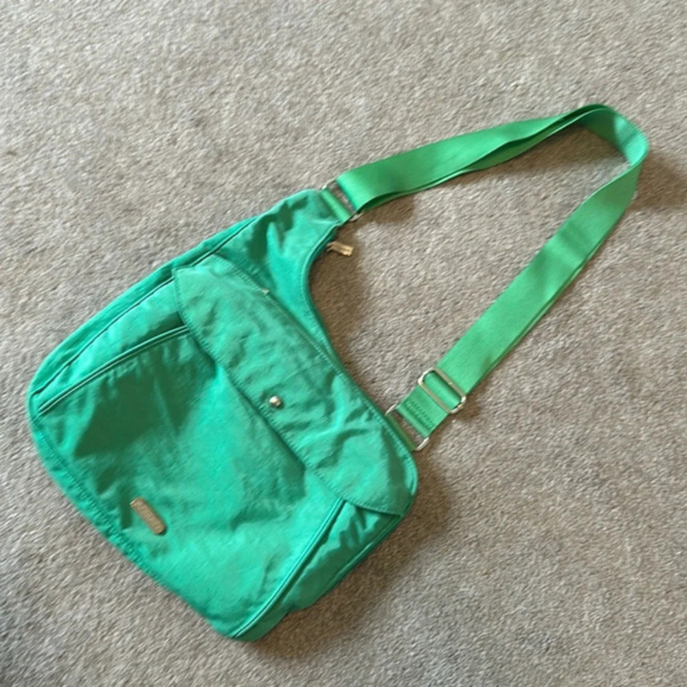 Baggallini Green Crossbody Purse EUC